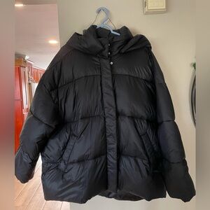 Abercrombie Black puffer coat brand new with tags